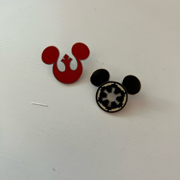 Star Wars Mickey Mouse Ears Disney Pin - Picture 1 of 4